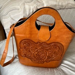 Brand new authentic Mexican handcrafted leather bag.